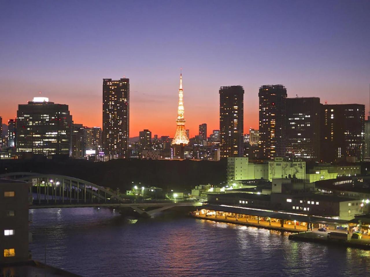 新桥汐留安心御宿胶囊旅馆