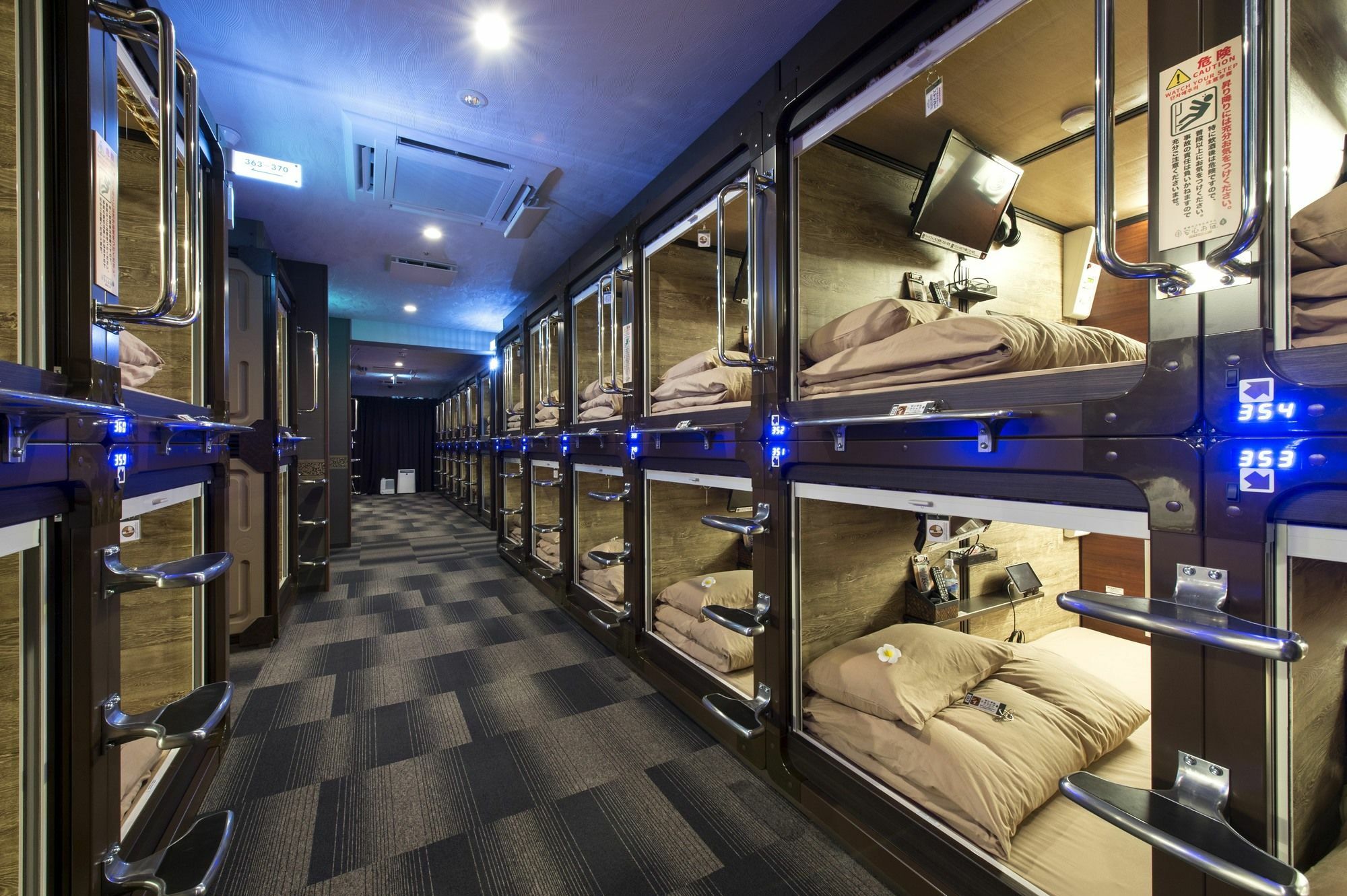 Hôtel capsule Anshin Oyado Woman Ginza Shiodome *