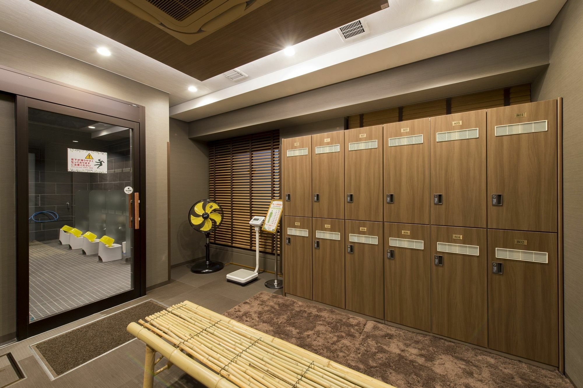 Hotel a capsule Anshin Oyado Woman Ginza Shiodome Tokyo